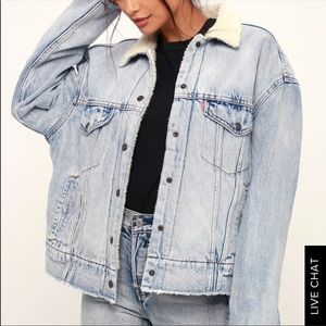 Levi's oversized Sherpa trucker jacket
